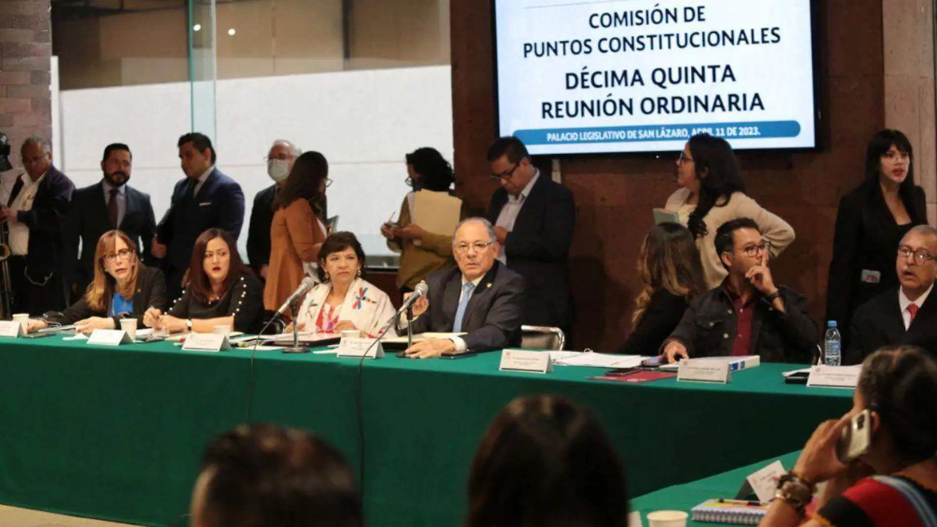 discusión del dictamen de  Reforma para reducir las facultades del Tribunal  Electoral